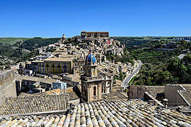 3.0.3免费vivo版破解大全免费下载 手机搜狐：霓虹雨夜狂飙，都市极速新章
