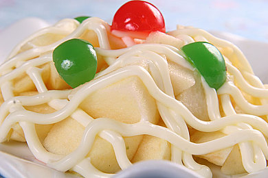 男人下面插女人下面的APP：双人驾驶模拟器发布，默契配合成就极速狂飙新体验