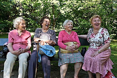 男人的香蕉插进女人的桃子里面：鲜果大陆竞速新游发售，精准穿越桃形门环赢取终极能量-4